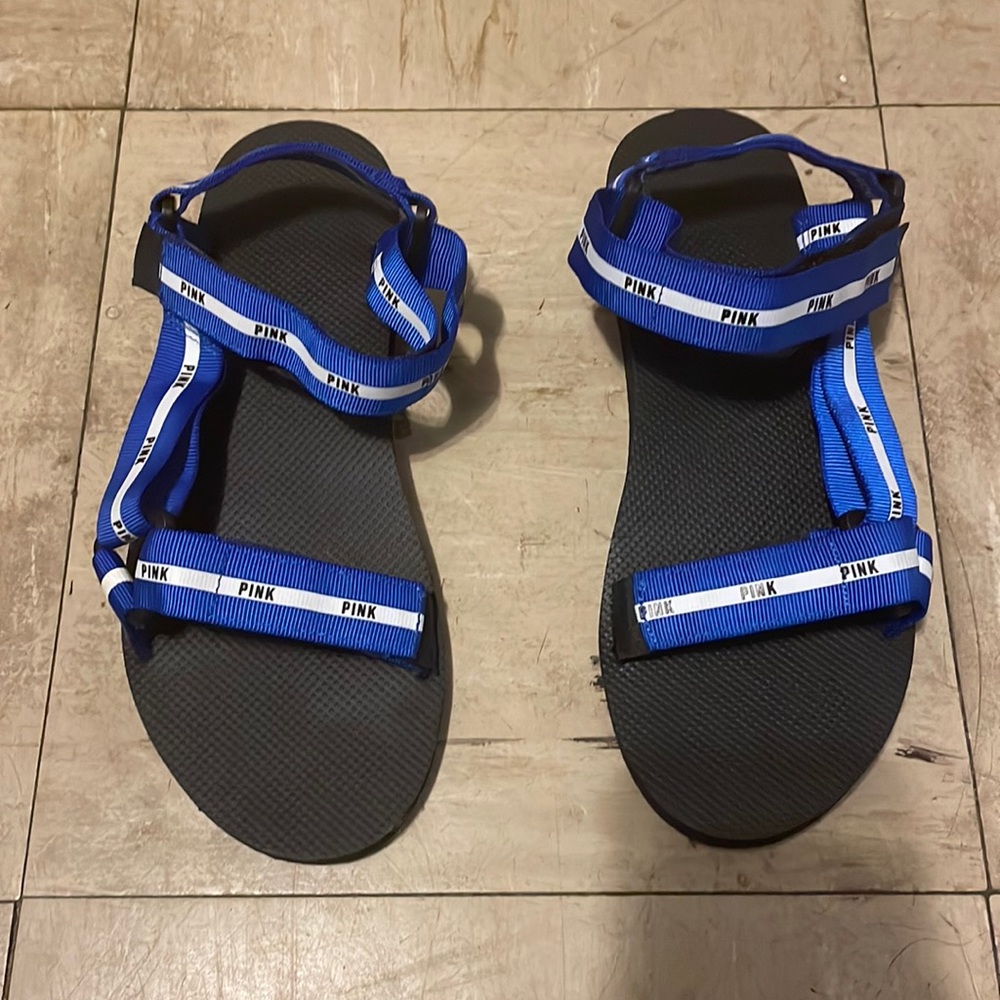 Size Large Victoria Secret Pink Line Sandals